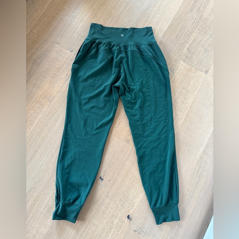 Athleta Salutation Jogger